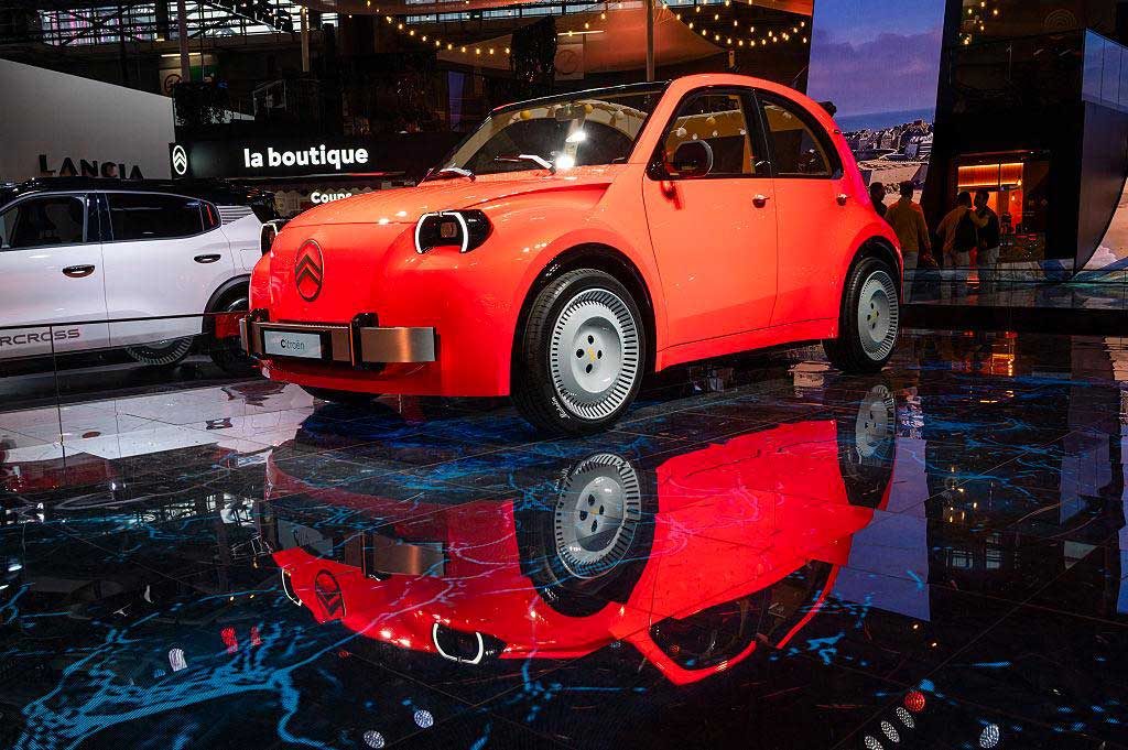 Nuova Citroën 2CV elettrica: il mito torna nel 2028