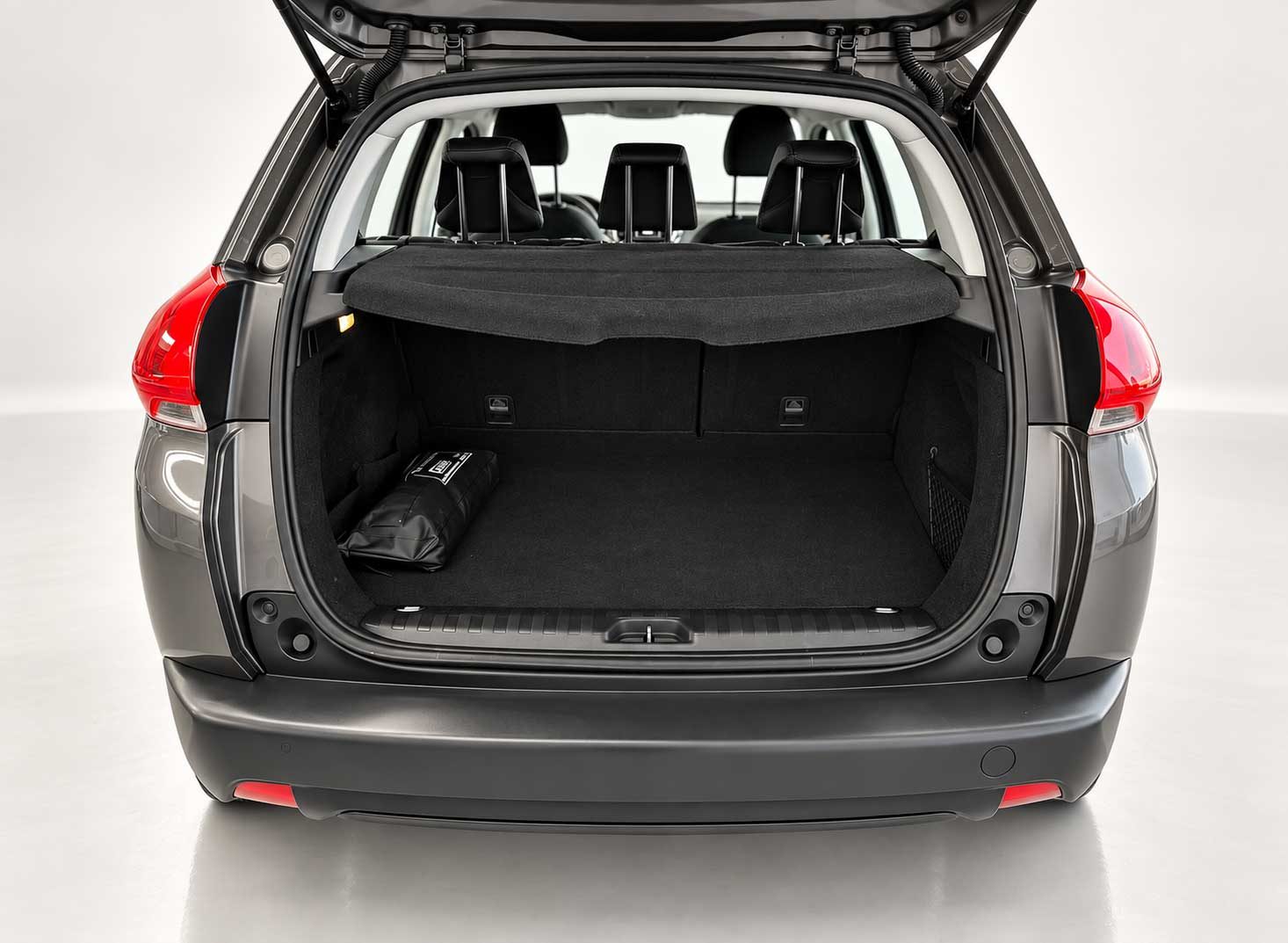 Peugeot 2008 BlueHDi 100 Active — foto 5