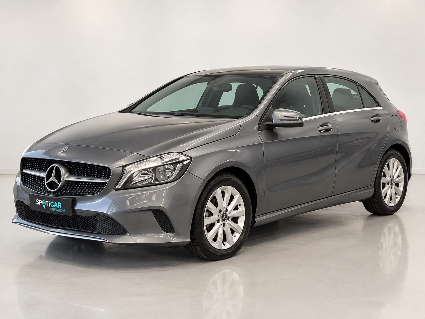 Mercedes Classe A (W176) A 180 BlueEFFICIENCY Premium