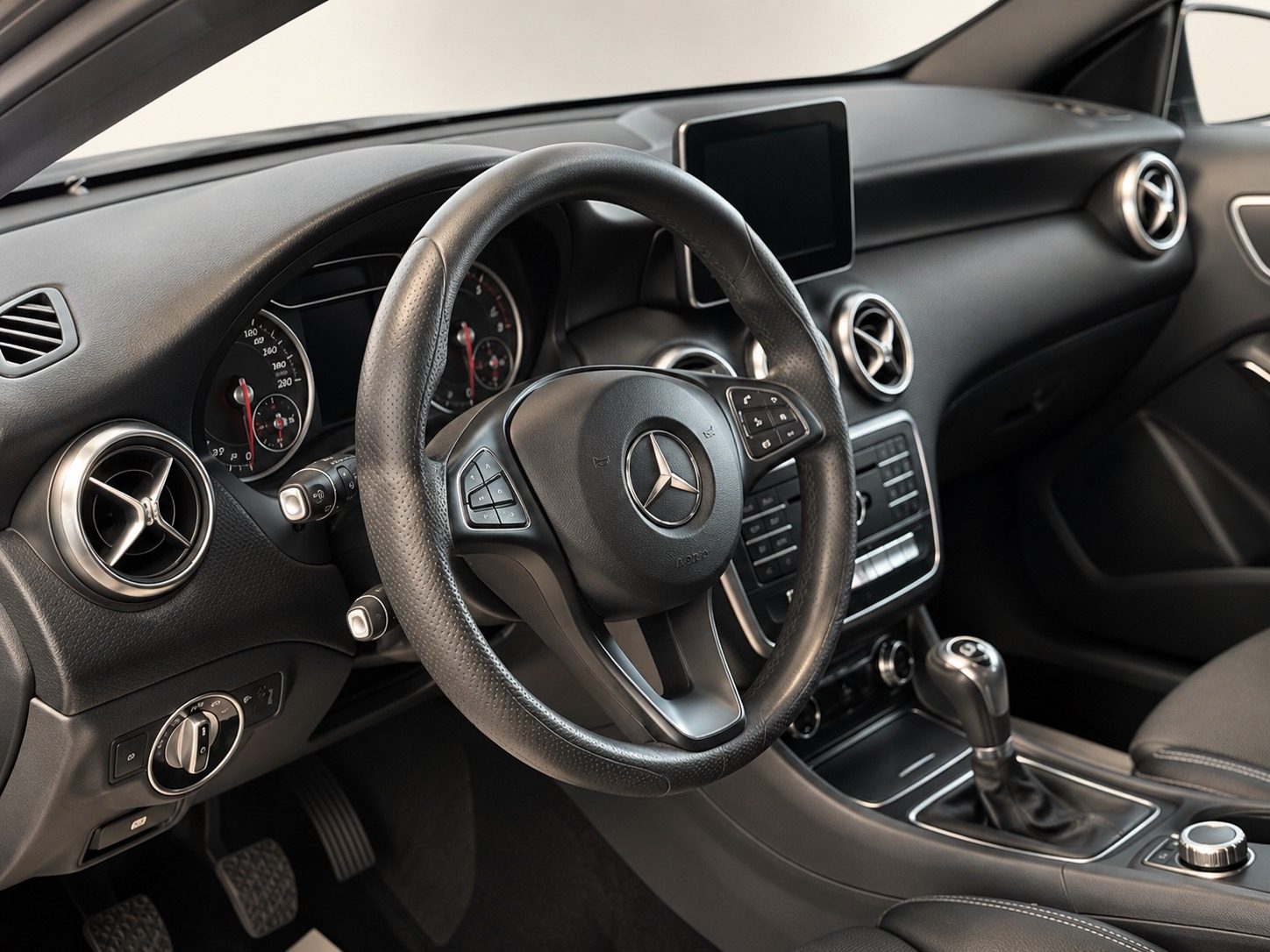 Mercedes Classe A (W176) A 180 BlueEFFICIENCY Premium — foto 9