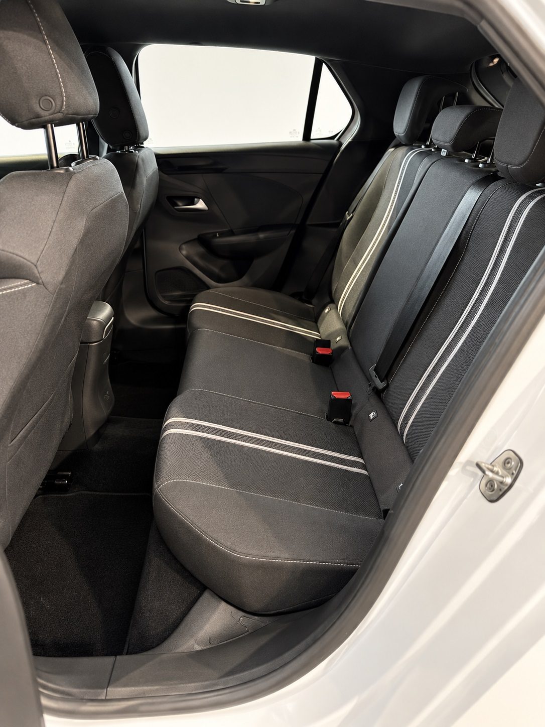 Opel Corsa 6ª serie Corsa 1.2 100 CV aut. GS — foto 10