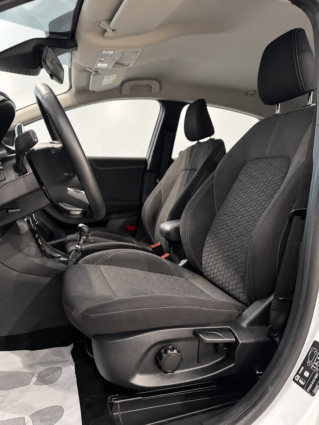 Ford Puma '19-> Puma 1.0 EcoBoost Hybrid 125 CV S&S Titanium — foto 12