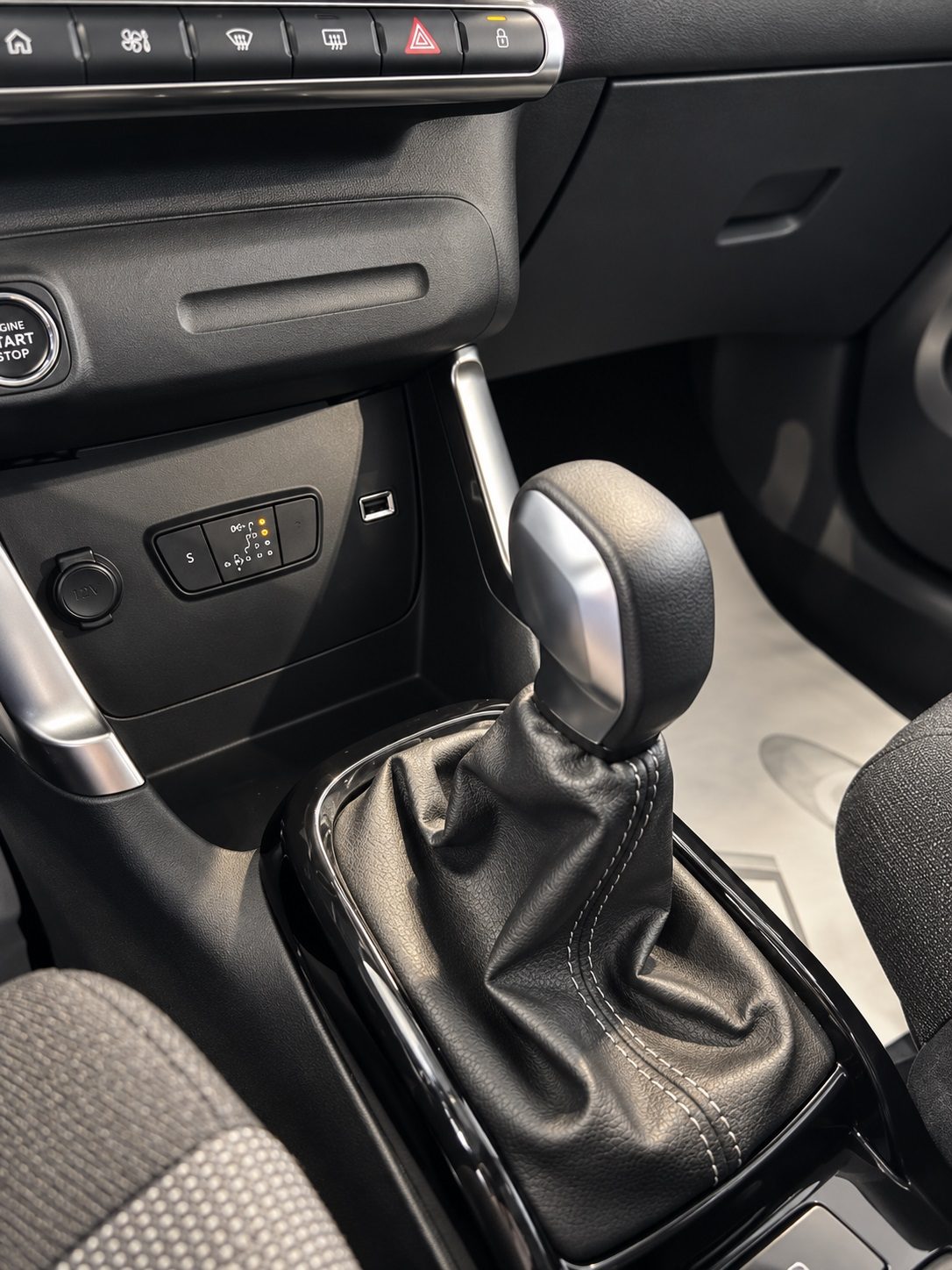 Citroën C3 Aircross C3 Aircross PureTech 130 S&S EAT6 Shine Pack — foto 11