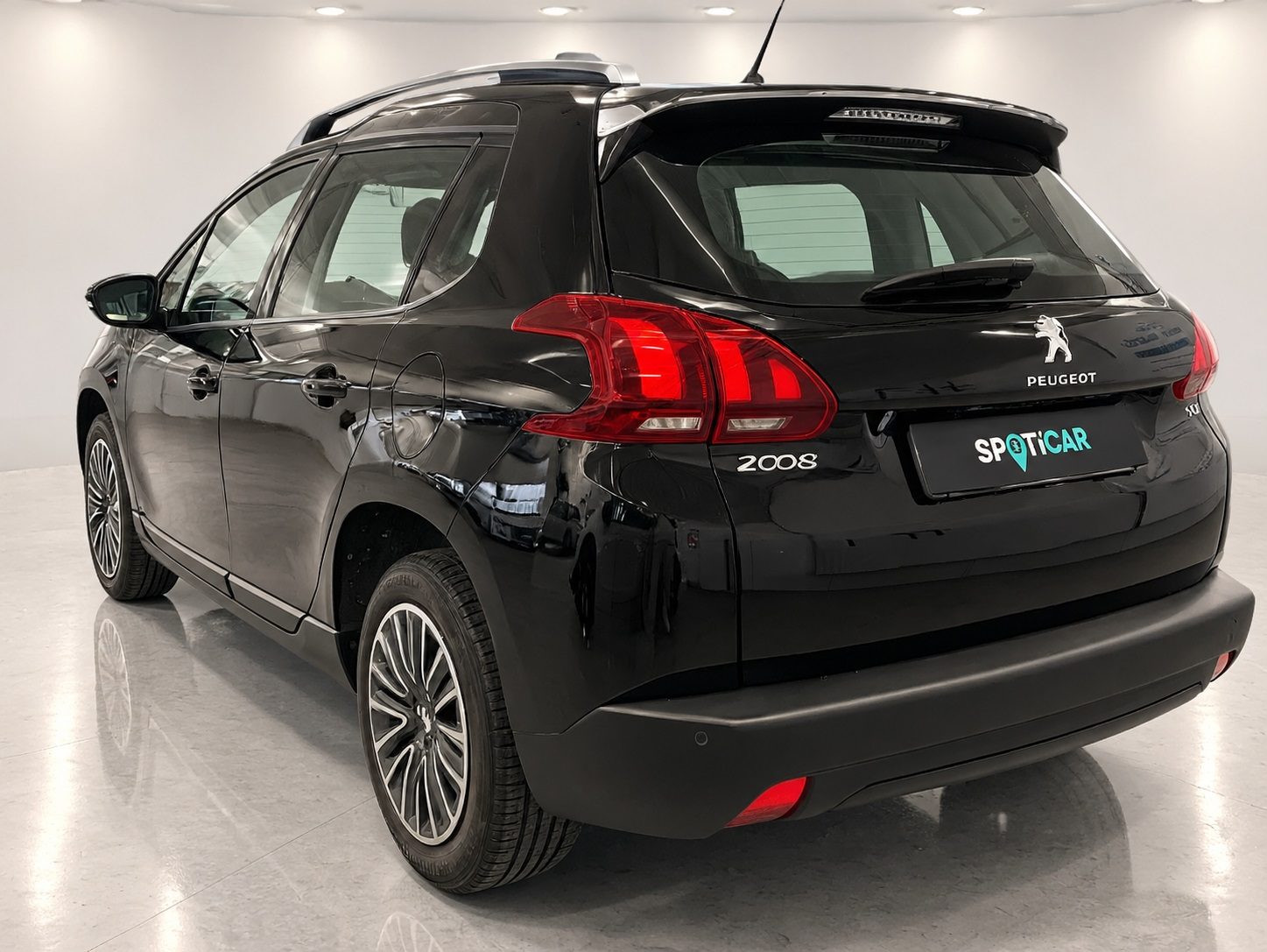 Peugeot 2008 BlueHDi 100 S&S Active — foto 8