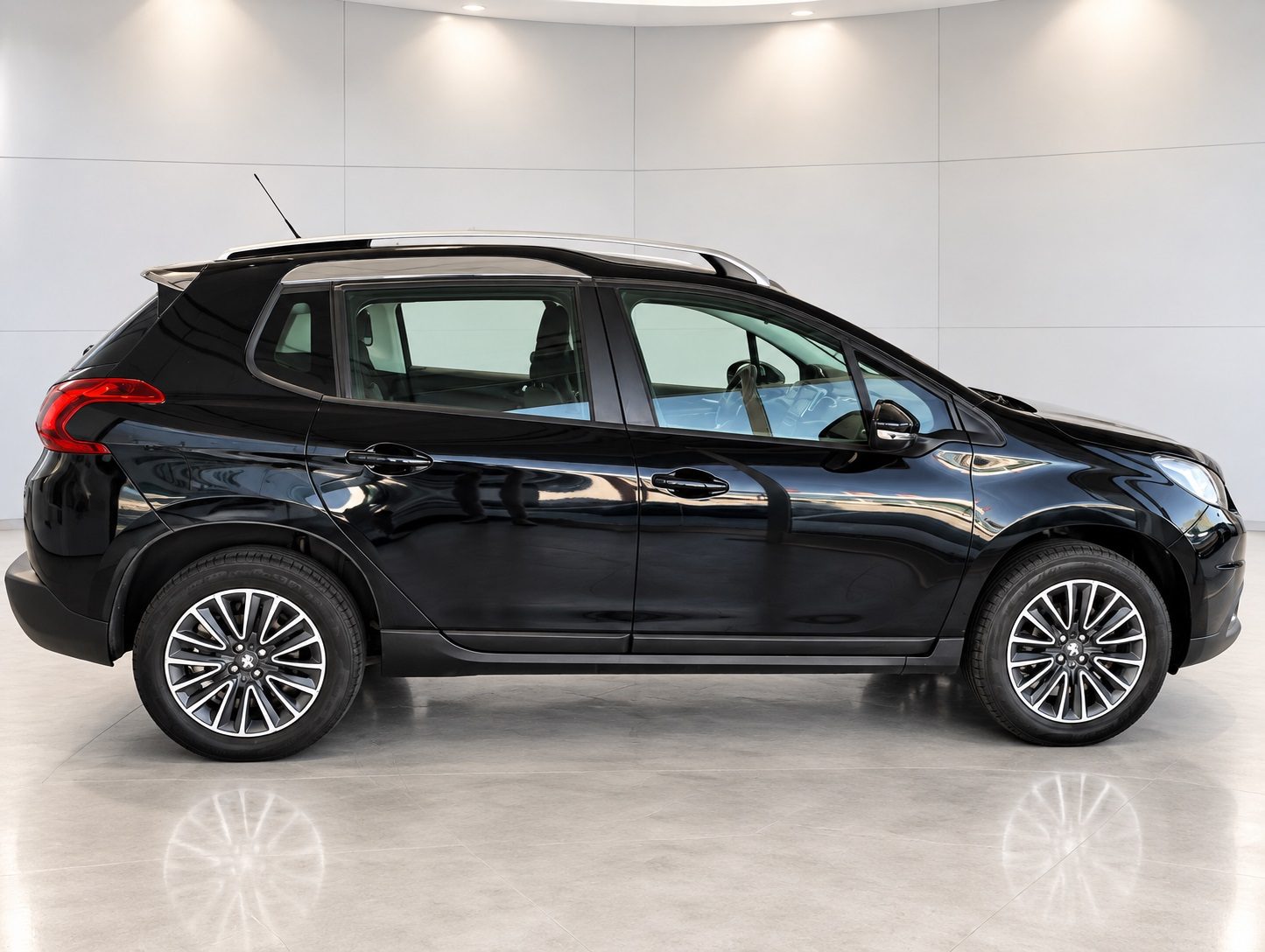 Peugeot 2008 BlueHDi 100 S&S Active — foto 4